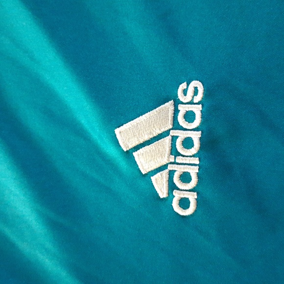 2017-18 Real Madrid Adidas Third Shirt - Picture 5 of 17